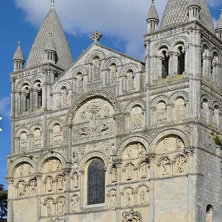 شقة De Charme Entierement Renove *