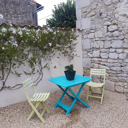 شقة De Charme Entierement Renove