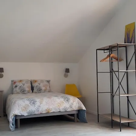 De Charme Entierement Renove *