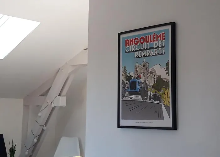 De Charme Entierement Renove * Linars